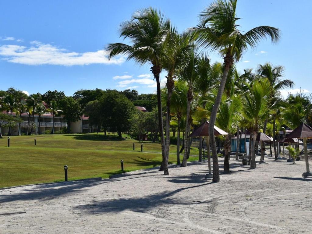 Studio Village Vacances,Vue Mer, Plage A 30M ,Wifi A Sainte Anne ภายนอก รูปภาพ